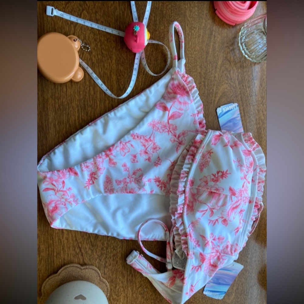 NWT Spring Floral Bikini Bottom